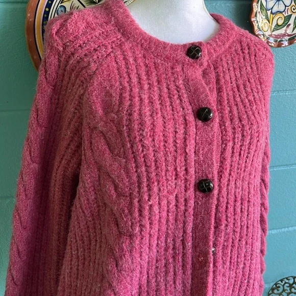 Mo:vint New York Pink Cable Knit Cardigan - Picture 4 of 12